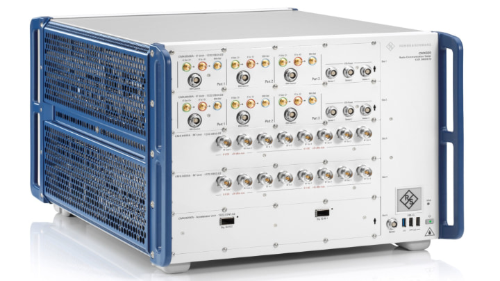 Rohde & Schwarz R&S CMX500 5G/LTE基地局シミュレーター（OTAアップデート通信テスト）