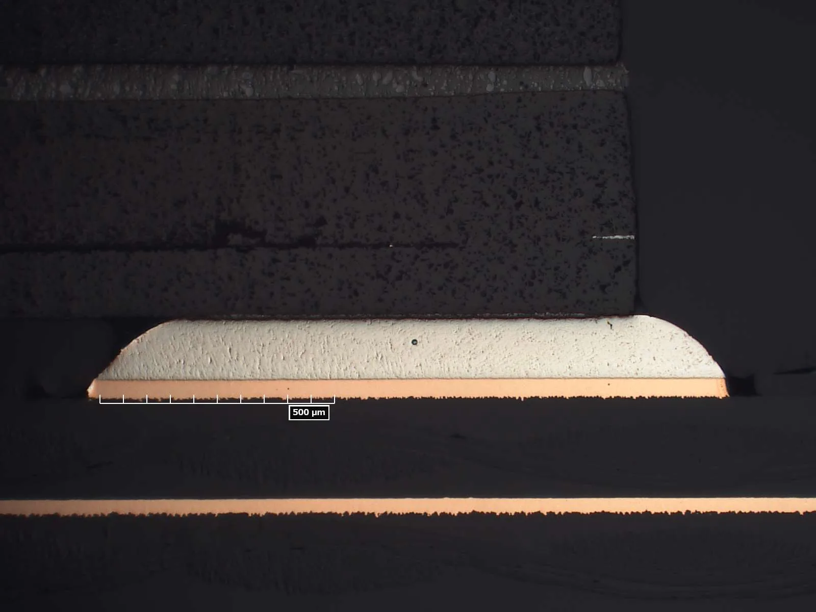 難研磨部品(水晶・コイル・抵抗)の断面研磨はなぜ難しいか|割れ・ダレ・刺さりの理由